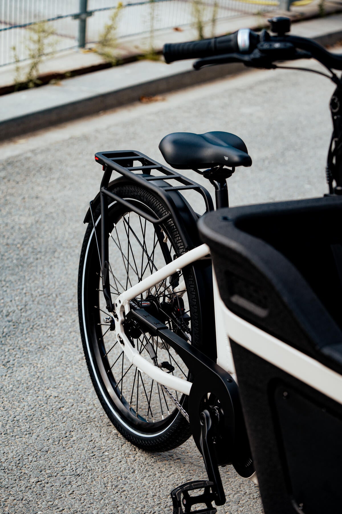 Alles inbegrepen voor zorgeloos en veilig fietsen.
